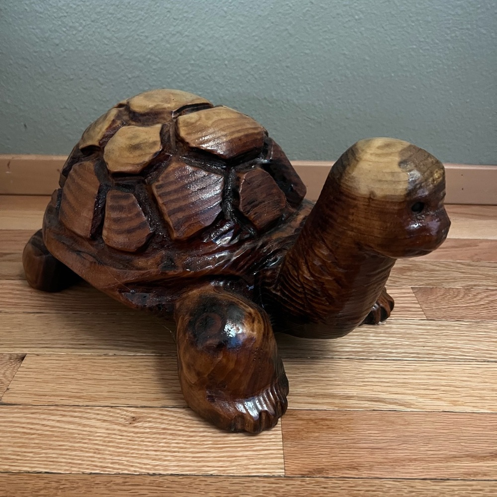 Wood Carving / Turtle